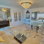 Διαμέρισμα Parque Three Bedroom