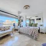 Parque Three Bedroom Μαρμπέλλα