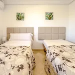 Διαμέρισμα Parque Three Bedroom *