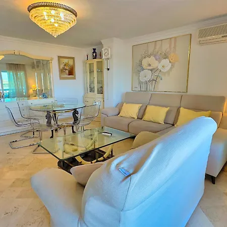 Parque Three Bedroom Appartement Marbella