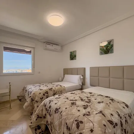 Parque Three Bedroom * Marbella