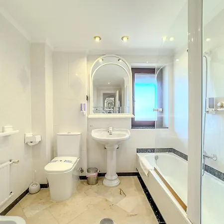Parque Three Bedroom Lejlighed