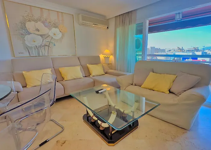 Parque Three Bedroom Apartament Marbella