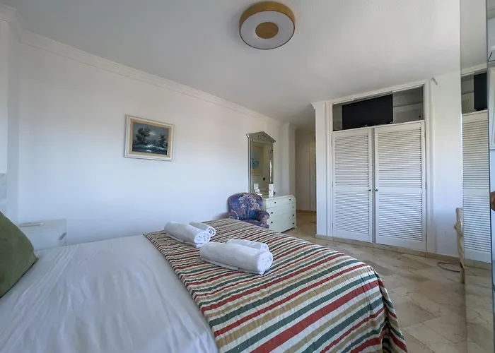 Apartment Parque Three Bedroom *